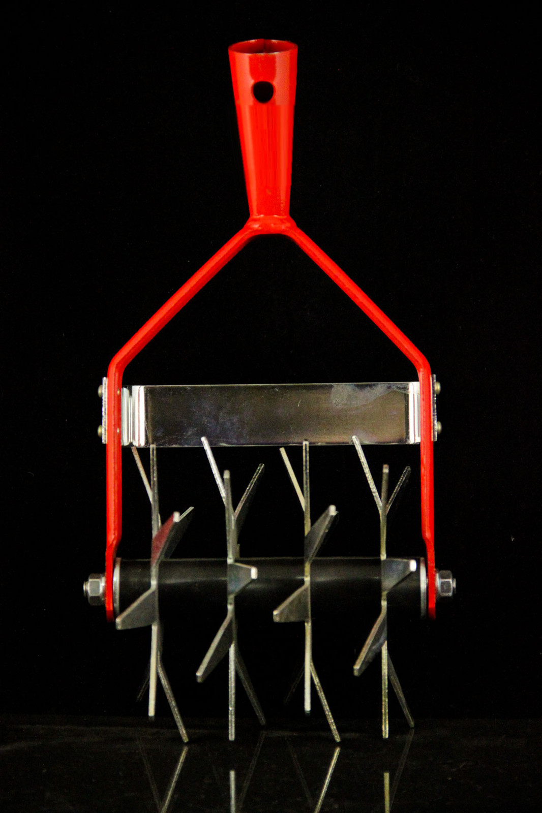 2 In 1: Motozappa E Rastrello Aeratore Per Prato Con Manico In Legno 130 Cm – Rimuove Muschio E Foglie, Denti Zincati E Goffrati