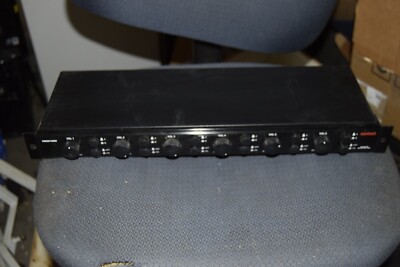 Xantech XSS26100W Two Source 6 zone Speaker Selector - Rack