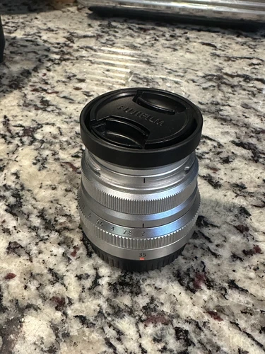 fujinon xf 35mm f/2 r wr - Silver - Pristine Condition - With Accessories