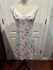 Women White w/Colorful Hearts Design Nightgown Sz M 32"L x 16"W