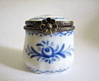 Vintage Signed, Numbered Peint Main Limoges France Hinged Trinket Box