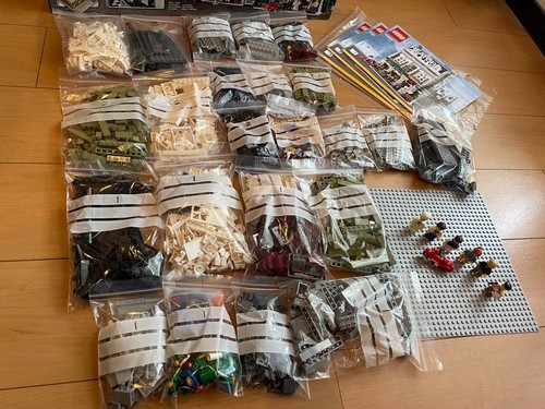LEGO Creator Expert Modular Buildings Parisian Restaurant 10243 In 2014 With Box - Picture 4 of 10
