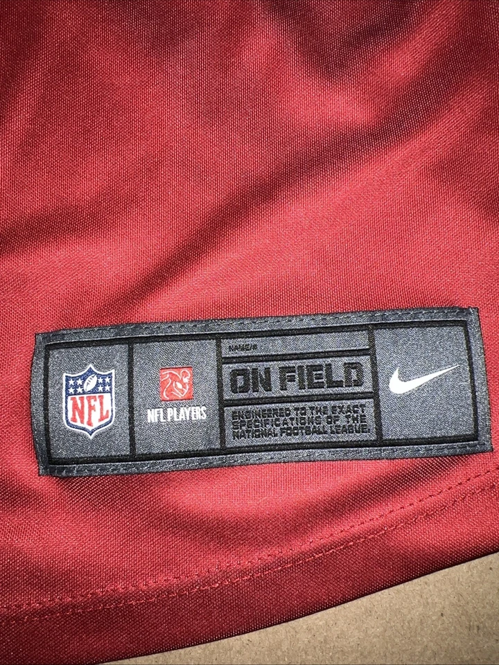 Camiseta Tom Brady Buccaneers On Field Talla S Roja Foto 2 de 4