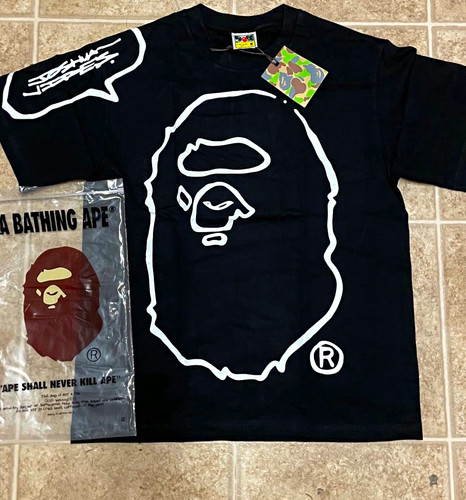 A Bathing Ape BAPE Ape Head Logo Graphic Tee Black Crew Neck Cotton Men's M/L