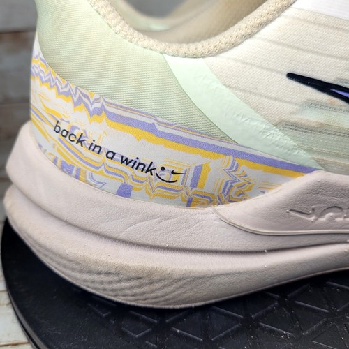 Nike Air Winflo 9 Damengröße 7 weiß Premium "Back In A Wink" Laufschuhe - Bild 2 von 11