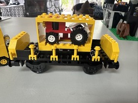 Lego 4563 Load N' Haul Railroad Railway with Extra Tracks 99% Read
