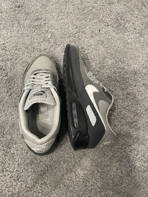 Nike Air Max Herren Sneaker Low Top Grau/Weiß/Schwarz EU 42 gepolstert