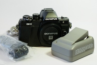Olympus OM-D E-M10 Mark II Digitalkamera - Schwarz