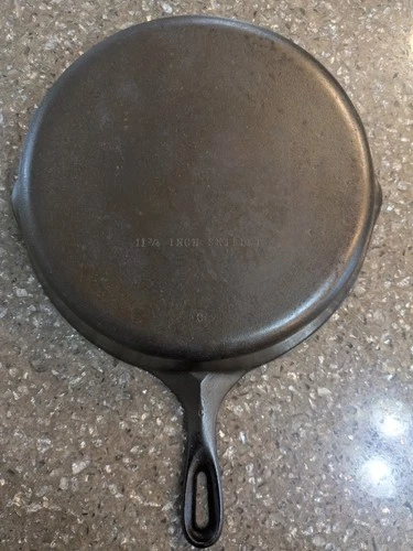 RESTORED* Unmarked Wagner #10 11 3/4” "C" Cast Iron Skillet Vintage- Spins