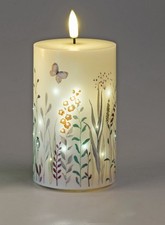LED-Kerze mit Blumen und Schmetterling Dekoration, Stumpenkerze