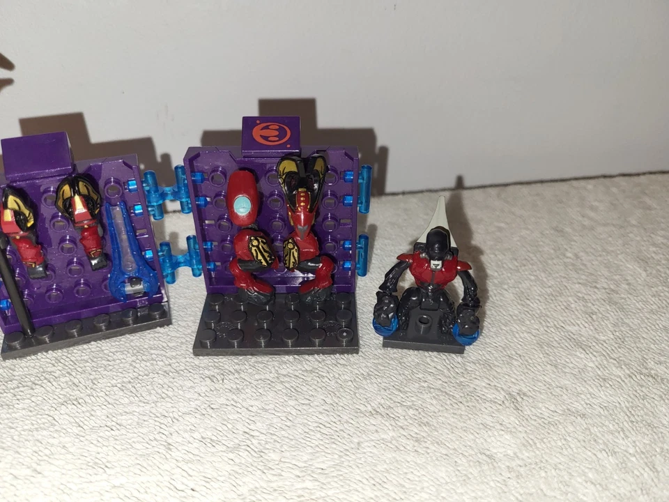 Halo Mega Bloks Covenant Crimson Combat Unit Set 96959 Completo Todas las Figuras Foto 3 de 4