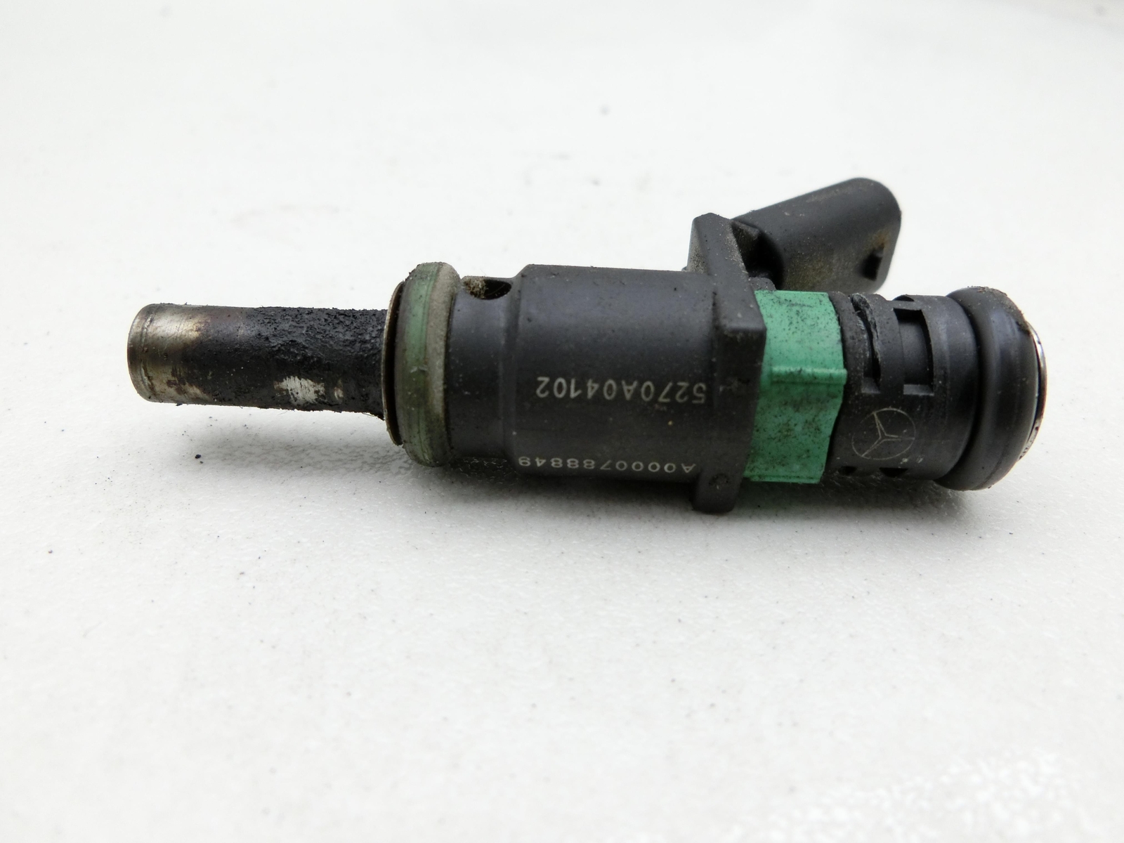 Injector Nozzle Zyl.4 for Mercedes W245 B200 05-08 A0000788849 