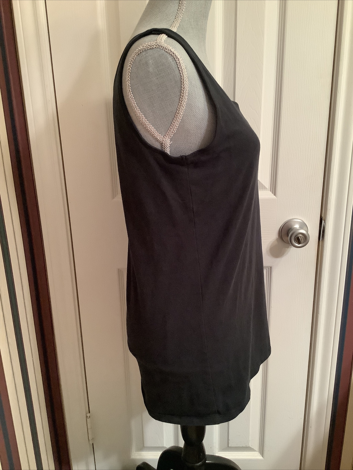 Duluth Trading Co Large Womens Black Tank Top Sleeveless Shirt  Stretch