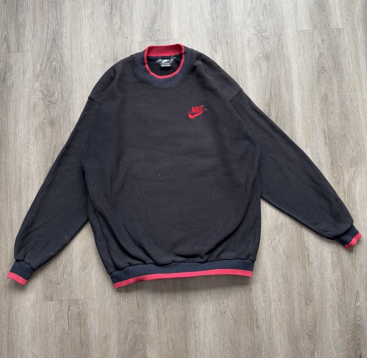 Vintage 90's Nike Swoosh Black Red Crewneck Sweater Exclusvie Foot Locker  Rare