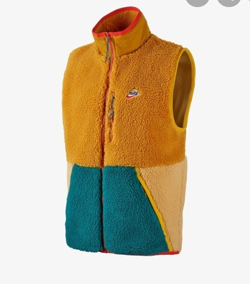 nike sherpa fleece vest