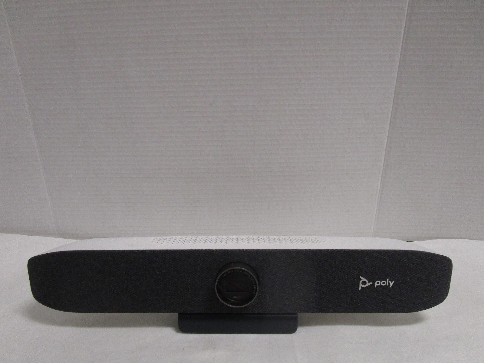 Poly Studio P15 Personal  Video Bar 4K Camera Microphone Speaker Conference