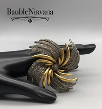 Vintage ART Silver & Gold Plated Swirl Dimensional Flower Brooch Pin