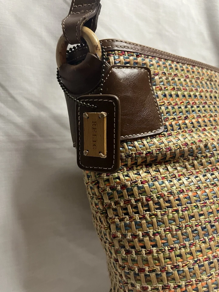 Bolso de hombro a rayas estilo boho marca reliquia 3 compartimentos Foto 4 de 4