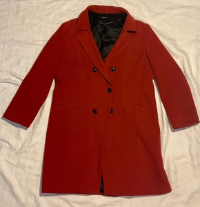 oasis red coat
