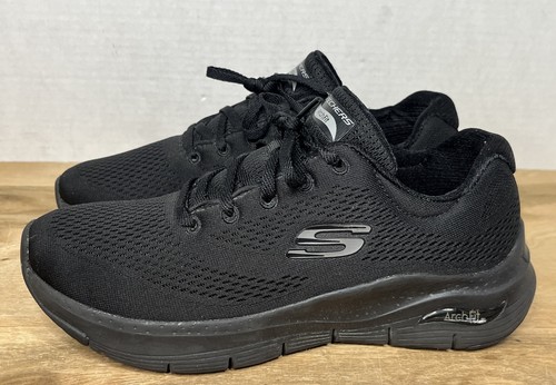 Skechers Air-Cooled Arch Fit Mesh sportlicher Damen-Wanderschuh schwarz Größe 8,5
