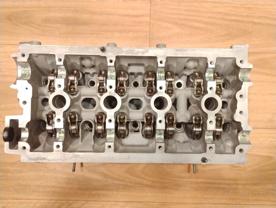 2006 2007 2008 AUDI A4 2.0T FSI - CABEÇA DE CILINDRO 06F 103 373 - Imagem 3 de 4