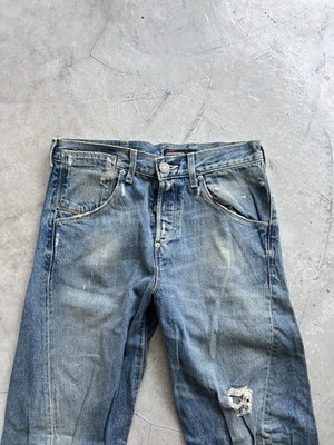 Vintage Levis Engineered Twisted Jeans Buckle Back Tag W30 Actual