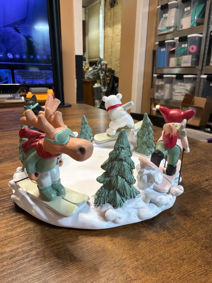 Yankee Candle Tarro de 3 mechas Candelabro Vacaciones de montaña, esquí, animales, en muy buen estado Foto 3 de 4