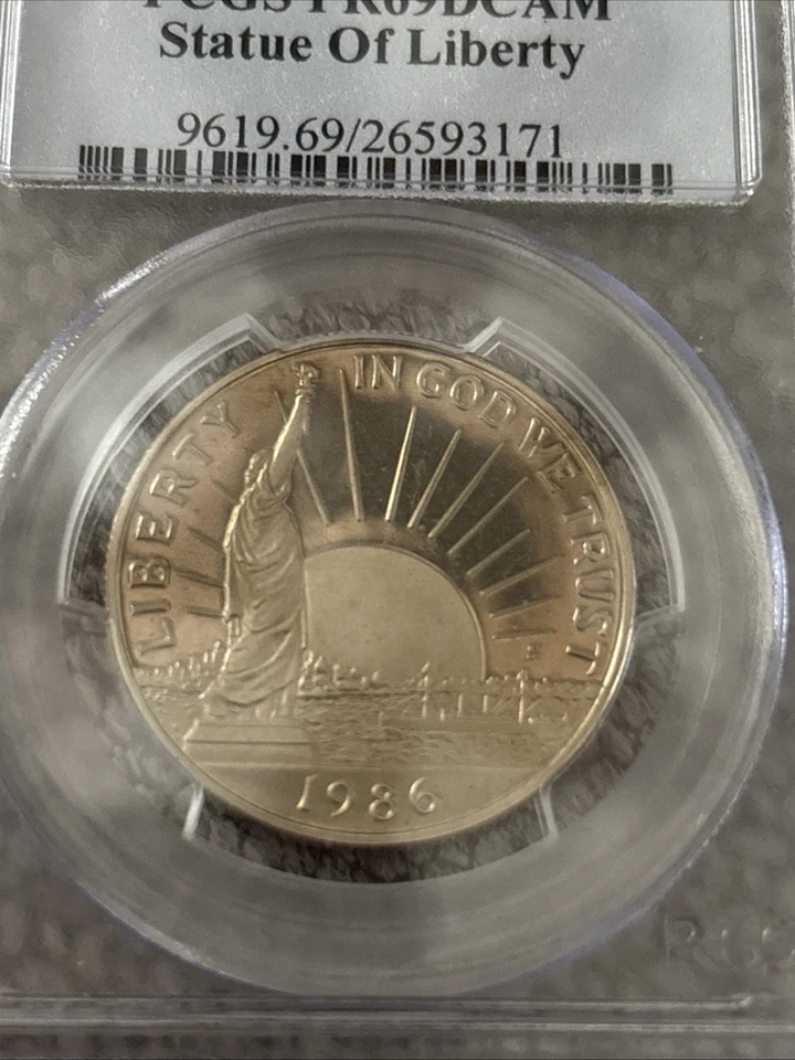 1986-S PCGS PR69 DCAM STATUE OF LIBERTY - Image 2 of 3