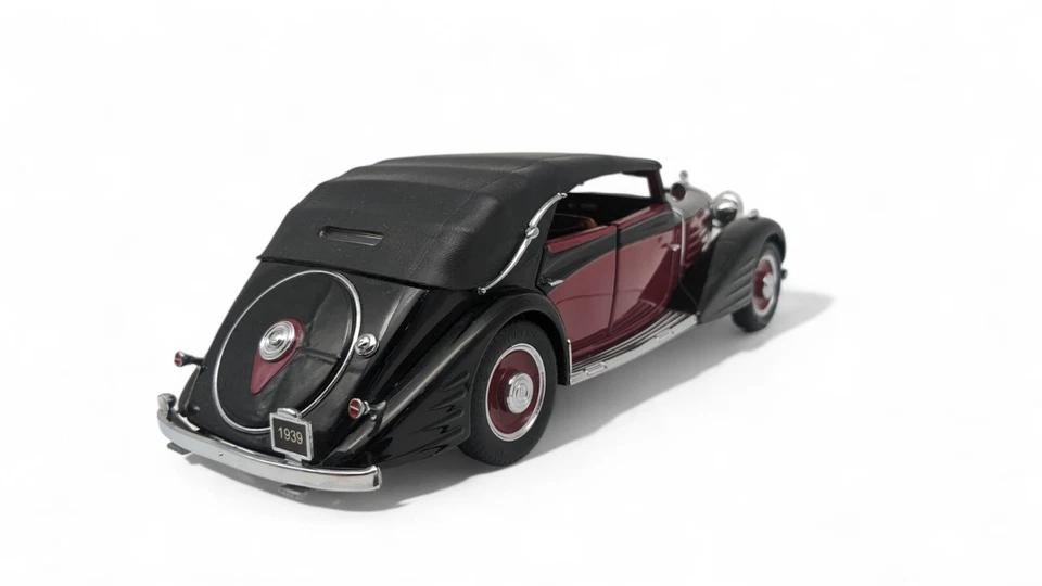 Vintage 1939 Maybach Zeppelin 1:24 Scale Diecast Model Car Black Franklin Mint - Image 4 of 4