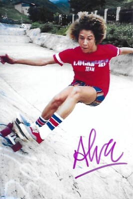 Photo 10x15 Cm Signée Tony Alva, Légende Du Skateboard (Z-Boys) – Rare Avec COA