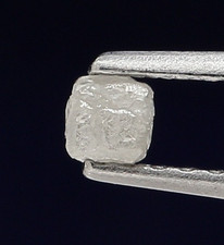 tiny 0.19ct cube shape natural loose diamond rough diamond