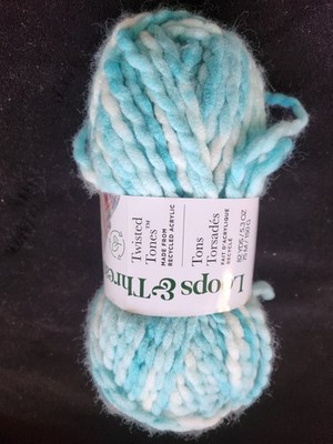 Twisted Tones Loops and Threads recycled acrylic Teal/White