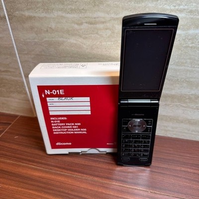 docomo N-01E フリップフォン 5551 s-l400.jpg