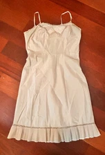 BARBIZON vintage 50s light beige FULL SLIP Dress Pleated Ruffle Hem Sz 18
