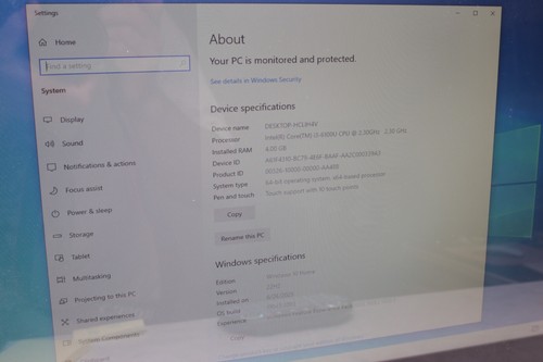 Dell Inspiron 20 3059 AIO i3-6100U 2.3GHz 240gb SSD 4GB RAM 19.5" Windows 10 AD1 - Imagen 2 de 15