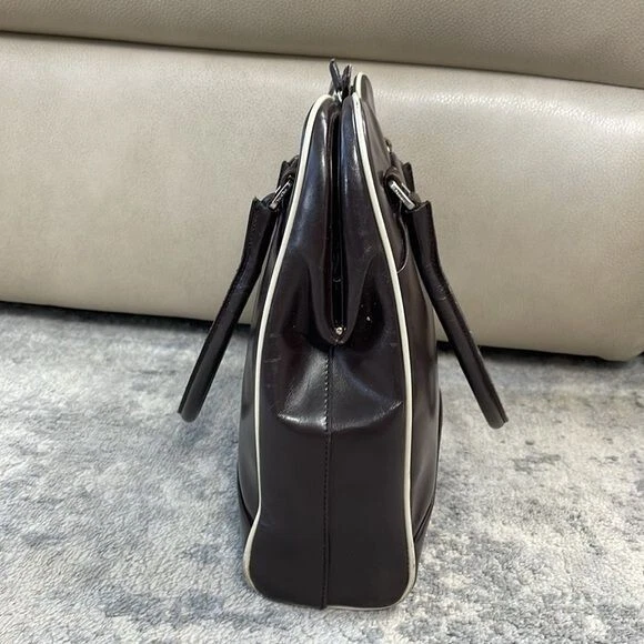 Vintage Prada Kisslock Hinge Doctors Bowling Bag Brown Patent Leather - Image 4 of 4