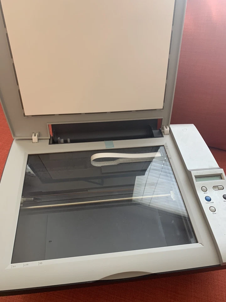 Impresora y escáner Dell 4410-0D1 con cable USB y cable de carga Foto 3 de 4