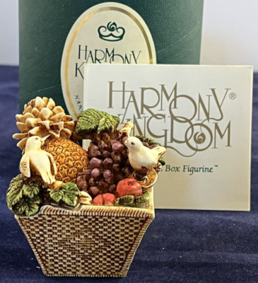 Harmony Kingdom Garden  HGPL ~ PEACE OFFERING ~ NIB ~L.  ED~ Made UK~ Beautiful