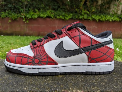 spider man dunks low