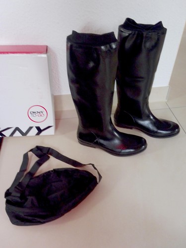 DKNY Gummistiefel Gr. 41 NEU - faltbar leicht flexibel echt Gummi wasserdicht