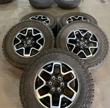 Set Of Used 21-26 Ford Bronco 18 Wheels On 27570r18 Cooper St Maxx Tires Lt