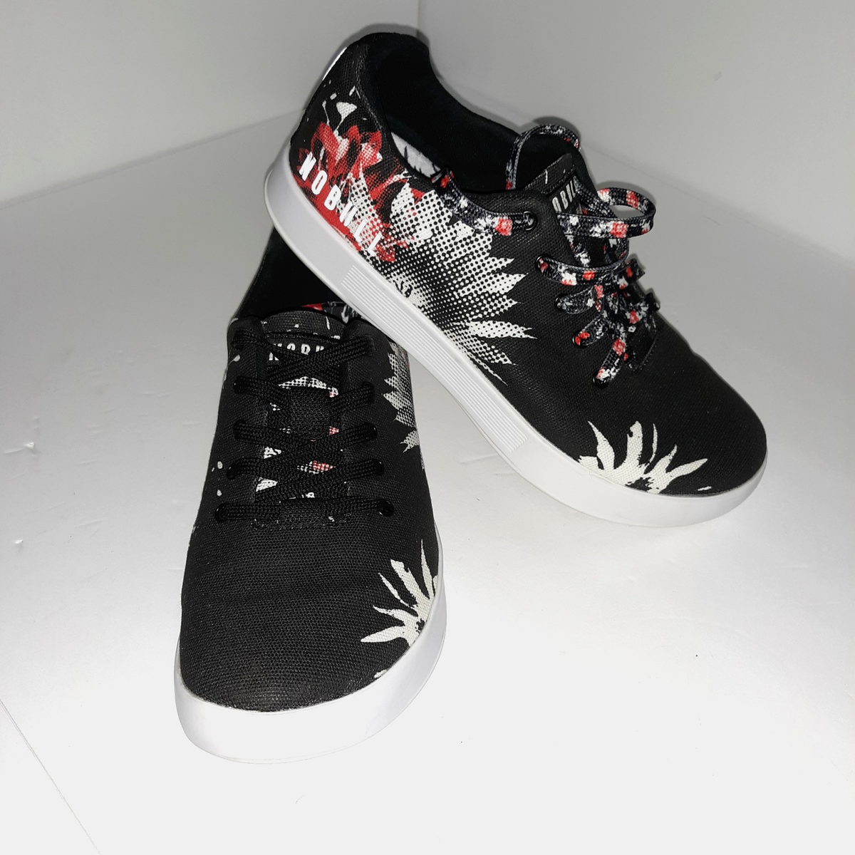 NO BULL Floral Canvas LaceUp Sz 7.5 Sneakers Low Cactus  display picture 1