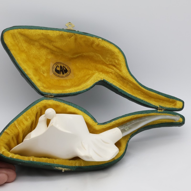 Signed Ismet Bekler CAO Turkish Meerschaum Unsmoked Pipe – Circus Seal w/ Case