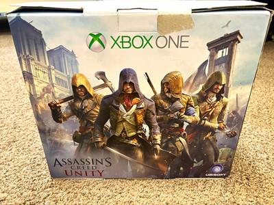 Microsoft Xbox One Assassin's Creed Unity Bundle 500GB Black Console Model 1540