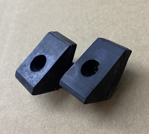 ORIGINAL Mercedes W108 W110 W111 W114 W115 Anschlag Gummi Puffer Motorhaube