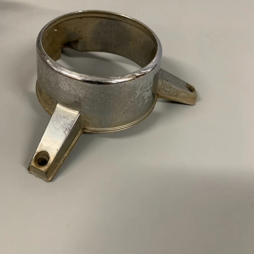 Ford Crestline 1952 Sunliner luz trasera moldura cromada emparejada Foto 4 de 4