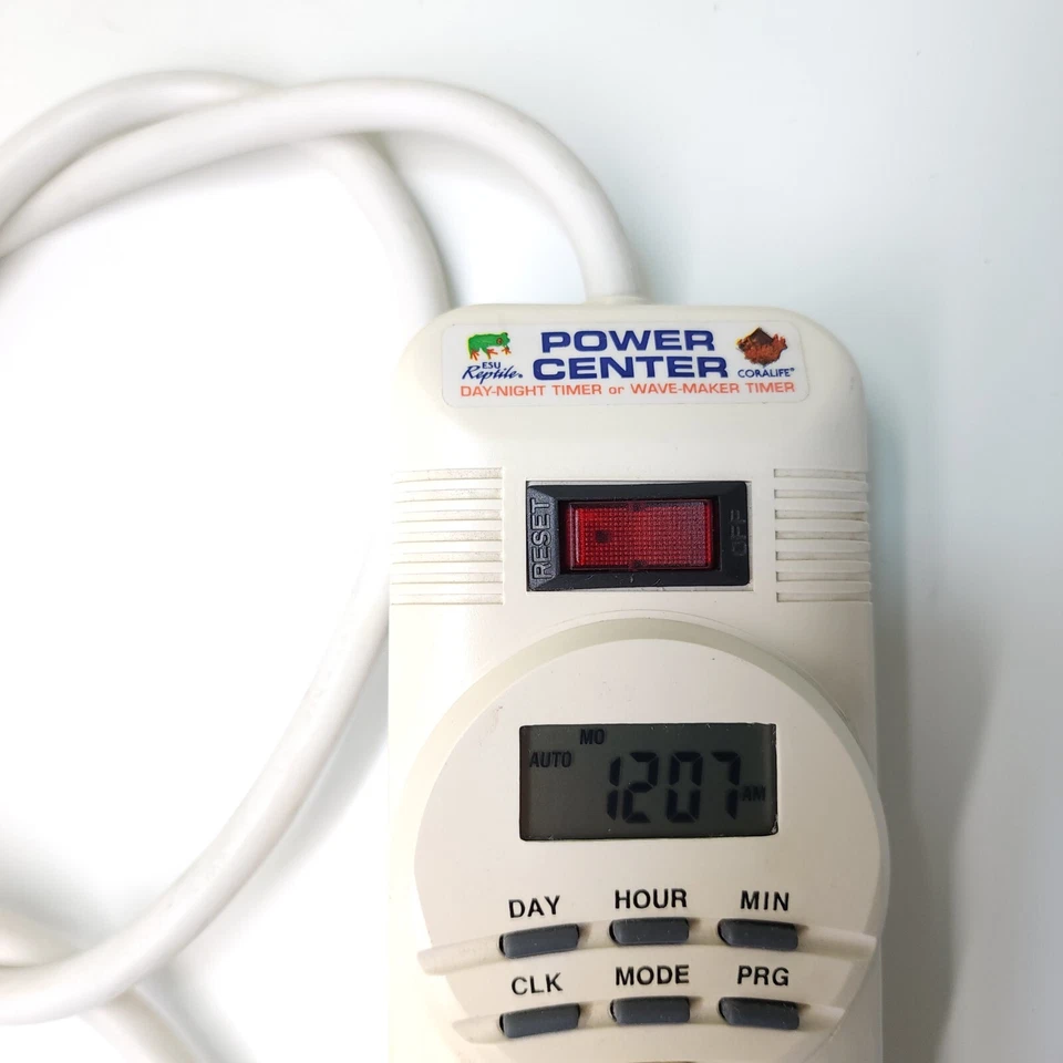 Coralife Digital Power Center Day Night Timer White 10.75" x 3" x 1.75" - Image 2 of 4