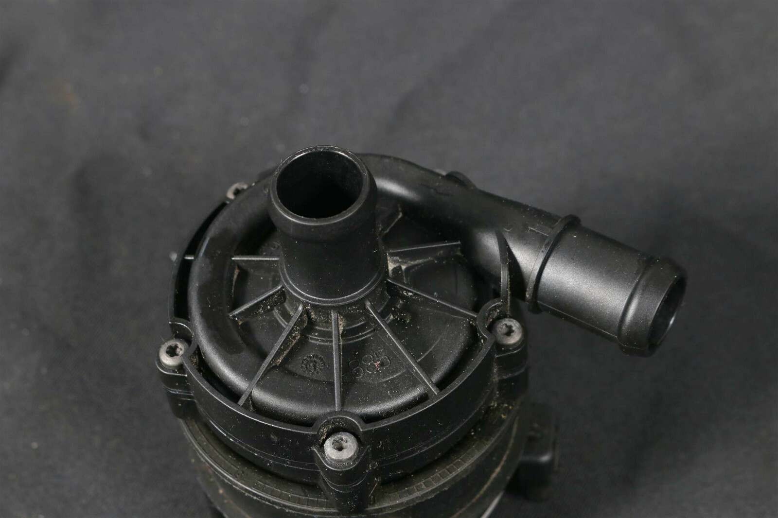 15.924km Audi A3 8V VW 1.4TFSI 2.0TDI Coolant Pump Water Pump 04L965567