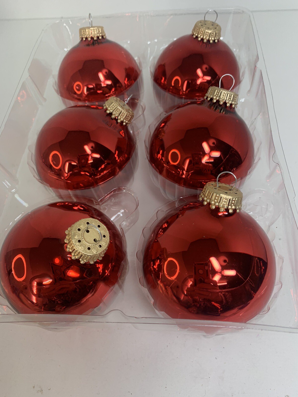 The Christmas Shoppe Red Glass Ornaments 6 Ornaments