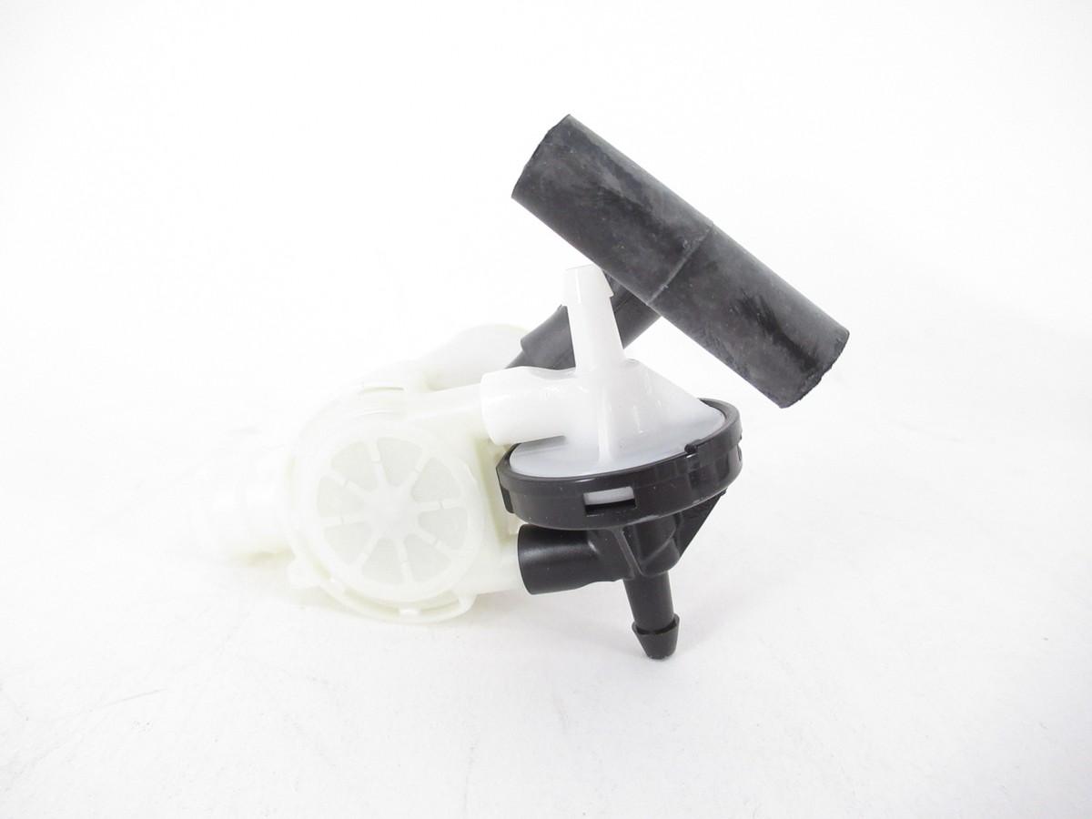 ミズミ Mazda OEM 2014 3 Windhsield Wiper-washer Fluid Pump BJT667482 for